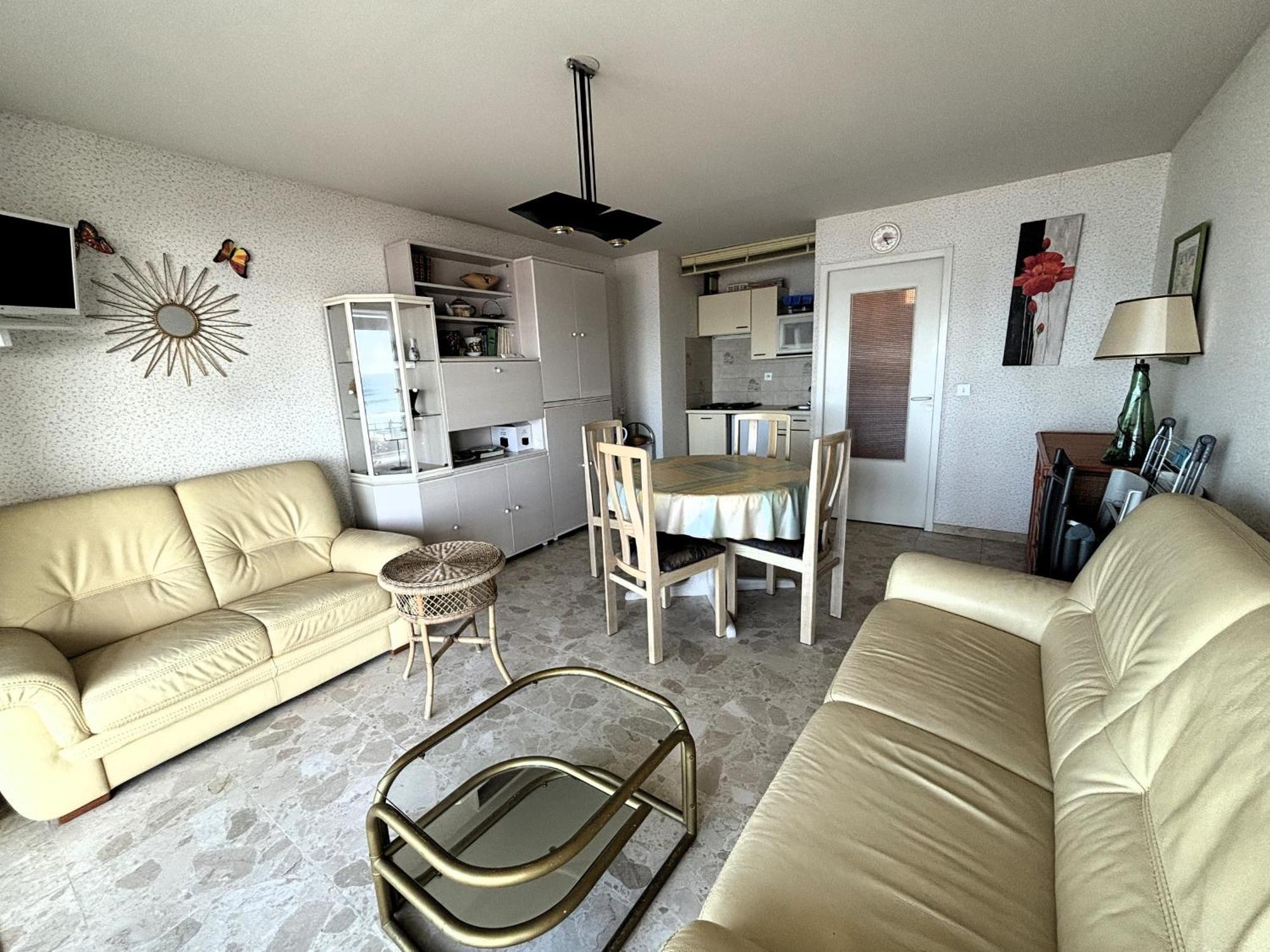 Appartement T2 Avec Balcon Et Vue Mer, 1Er Etage, Ascenseur, Tv, Cuisine Equipee - Fr-1-197-466 Les Sables-dʼOlonne Zewnętrze zdjęcie