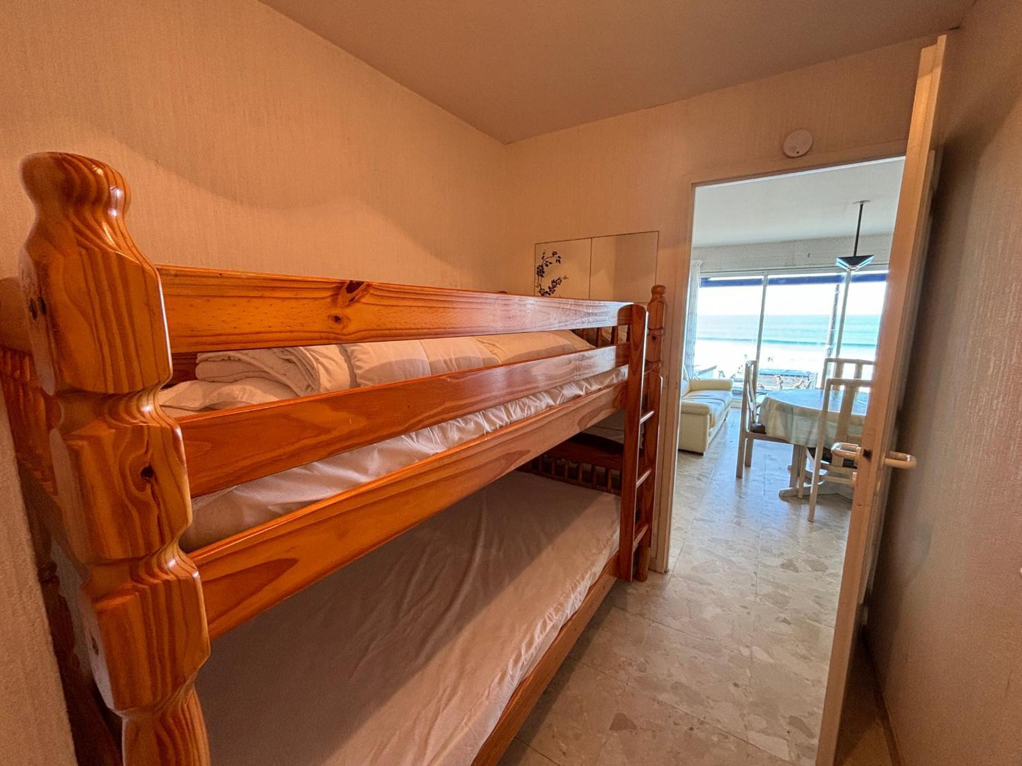 Appartement T2 Avec Balcon Et Vue Mer, 1Er Etage, Ascenseur, Tv, Cuisine Equipee - Fr-1-197-466 Les Sables-dʼOlonne Zewnętrze zdjęcie